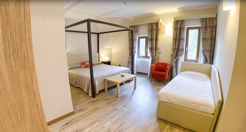 Hotel Nido Dell'Aquila Assergi Bagian luar foto