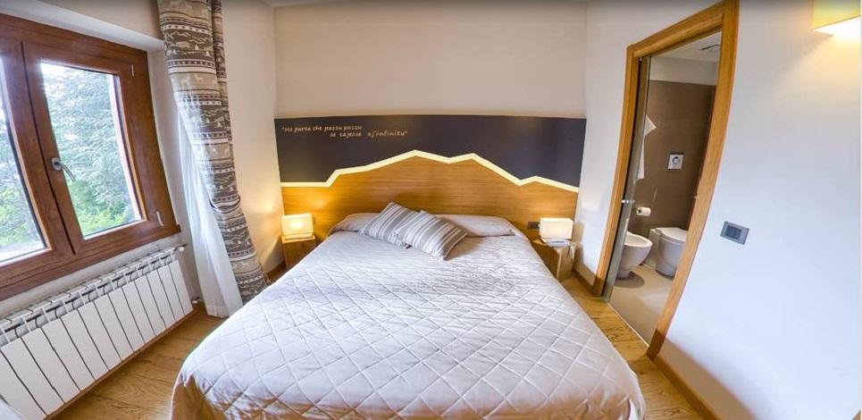 Hotel Nido Dell'Aquila Assergi Bagian luar foto